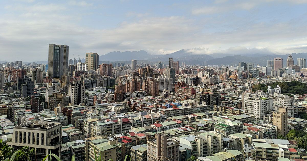 台北市60年老公寓近期出現兩筆破億成交案。